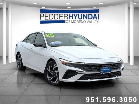 Certified 2025 Hyundai Elantra Sport FWD image 1