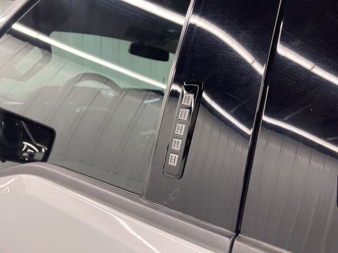 Used 2022 Ford F150 XLT w/ Equipment Group 302A High image 10