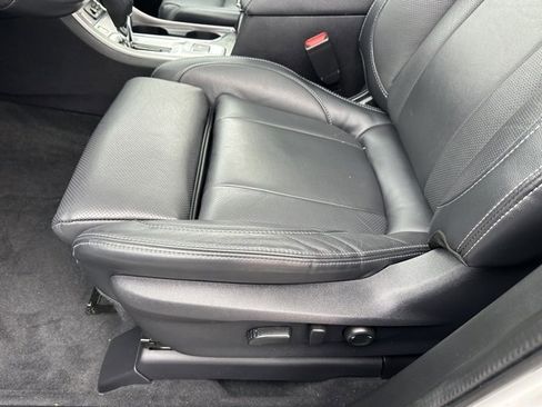 Used 2022 Subaru Ascent Limited w/ Technology Package image 27