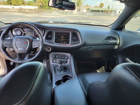 Used 2015 Dodge Challenger R/T Plus image 10