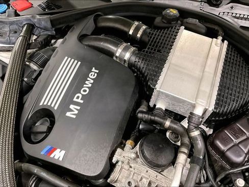 Used 2021 BMW M2 Competition w/ Executive Package image 34