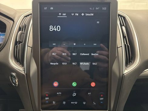 Used 2024 Ford Edge Titanium image 15