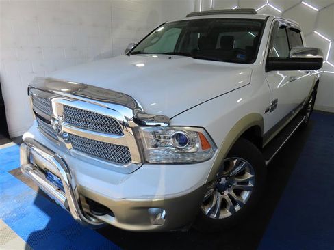 Used 2016 RAM 1500 Laramie Longhorn AWD/4WD image 4