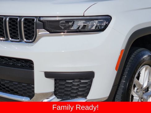 Used 2023 Jeep Grand Cherokee L Laredo w/ Luxury Tech Group I AWD/4WD image 10