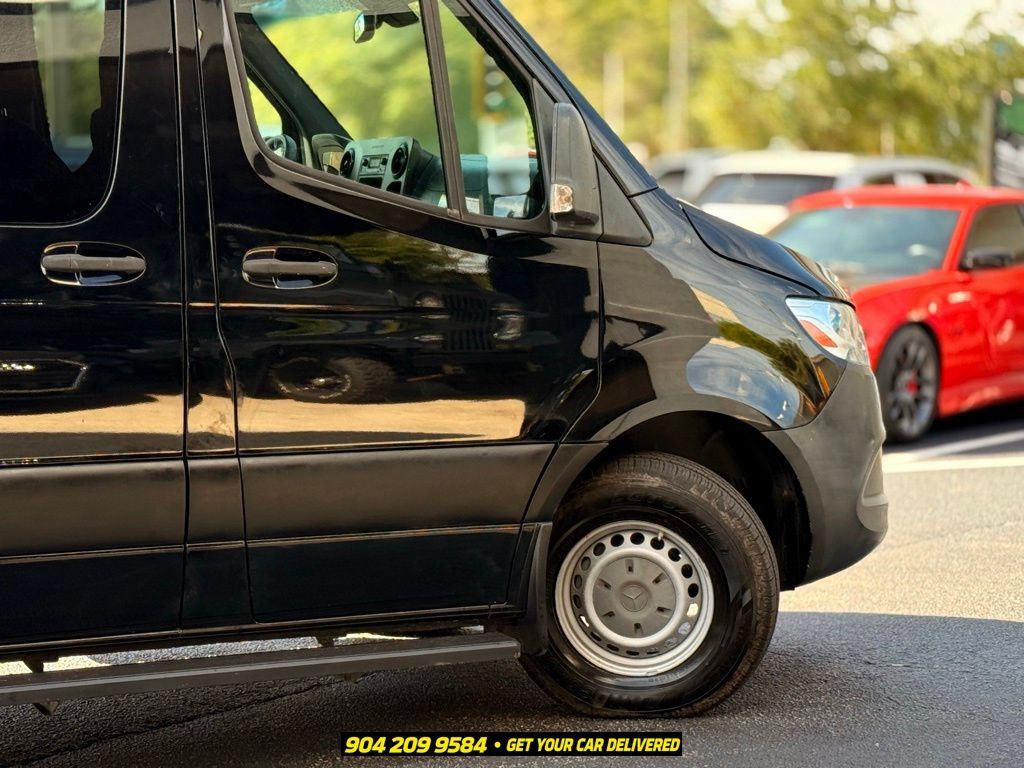 Used 2019 Mercedes-Benz Sprinter 2500 image 10