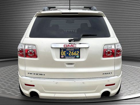 Used 2011 GMC Acadia Denali image 5