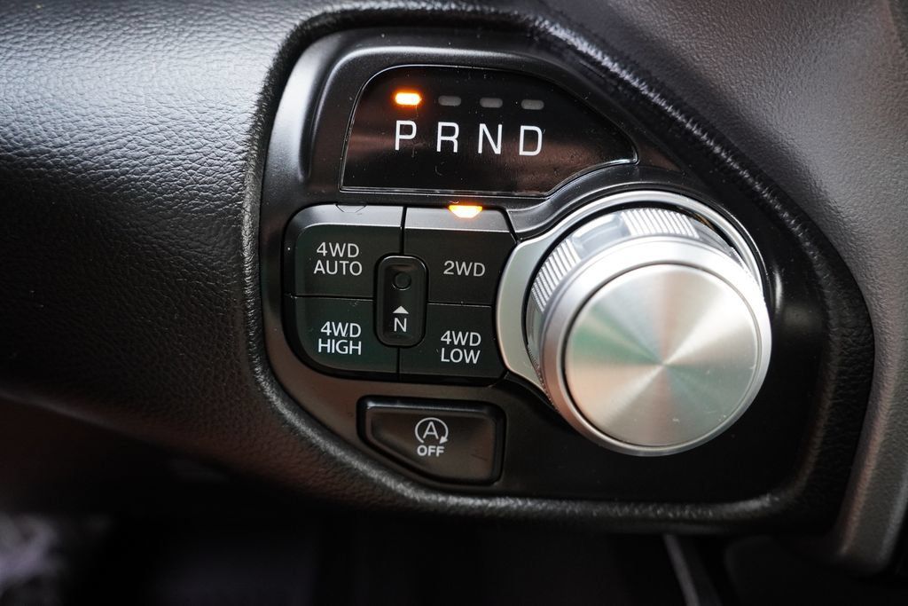 Used 2023 RAM 1500 Laramie AWD/4WD image 30