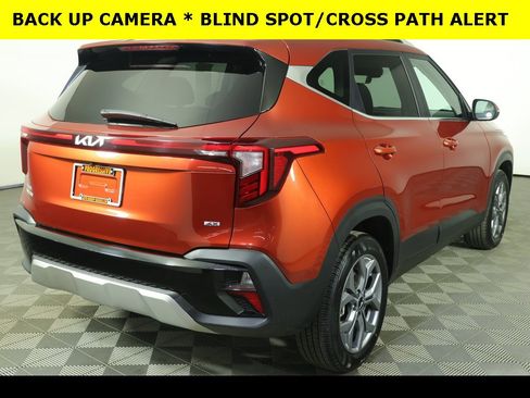 Used 2024 Kia Seltos S image 12