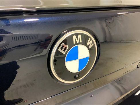 Used 2025 BMW 760i xDrive image 30