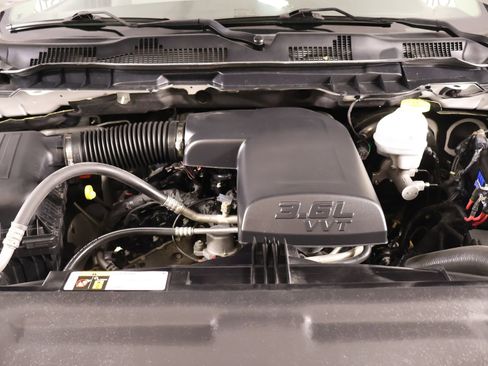 Used 2023 RAM 1500 Classic SLT w/ Trailer & Traction Group AWD/4WD image 19