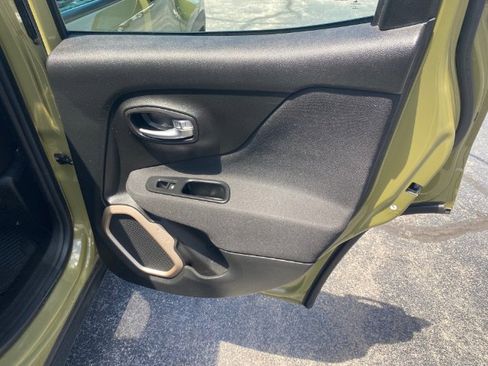 Used 2015 Jeep Renegade Sport w/ Power & Air Group FWD image 13