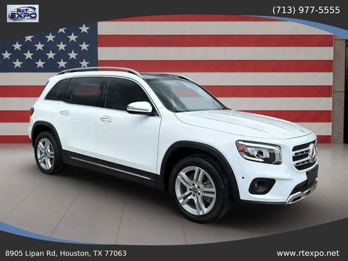 Used 2021 Mercedes-Benz GLB 250 image 2