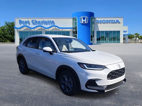 New 2026 Honda HR-V LX image 1