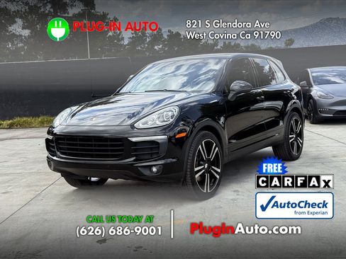 Used 2016 Porsche Cayenne AWD/4WD image 1