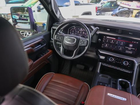 Used 2024 GMC Sierra 2500 Denali Ultimate w/ Max Trailering Package AWD/4WD image 30