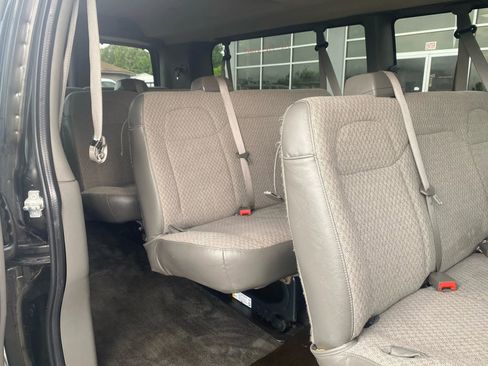 Used 2016 Chevrolet Express 3500 LT w/ LT Preferred Equipment Group image 23