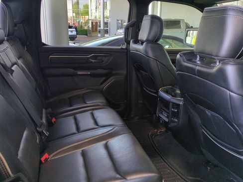 Used 2019 RAM 1500 Limited w/ Advanced Safety Group AWD/4WD image 17