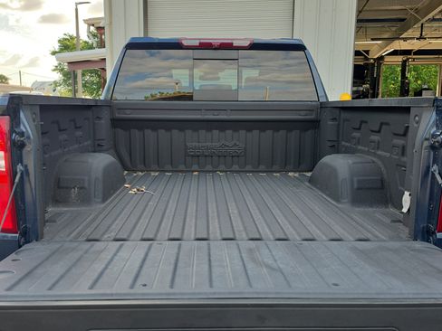 Used 2023 Chevrolet Silverado 1500 High Country w/ High Country Premium Package AWD/4WD image 6