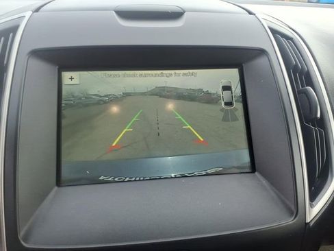 Used 2018 Ford Edge SEL w/ Equipment Group 201A image 22