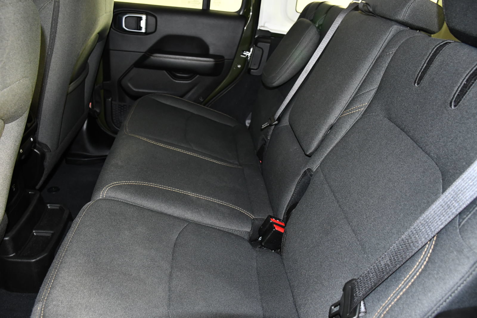 Used 2024 Jeep Wrangler Unlimited Sahara AWD/4WD image 48