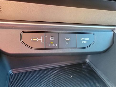 New 2026 Kia Carnival LXS image 23