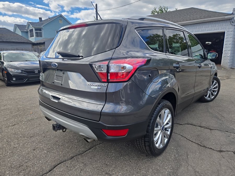 Used 2017 Ford Escape Titanium AWD/4WD image 5