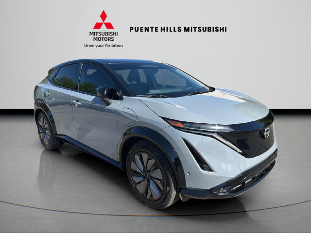 Used 2023 Nissan Ariya AWD/4WD image 3