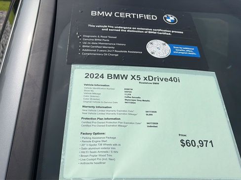 Certified 2024 BMW X5 xDrive40i w/ Parking Assistance Package AWD/4WD image 21