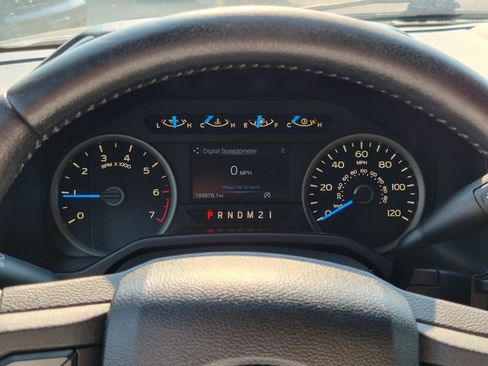 Used 2015 Ford F150 XLT w/ Equipment Group 301A Mid AWD/4WD image 19