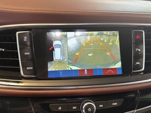 Used 2019 Buick Enclave Avenir w/ Avenir Technology Package AWD/4WD image 13