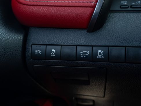 Used 2019 Toyota Camry XSE FWD image 27