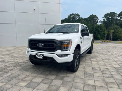 Used 2022 Ford F150 XLT w/ Equipment Group 302A High AWD/4WD image 2
