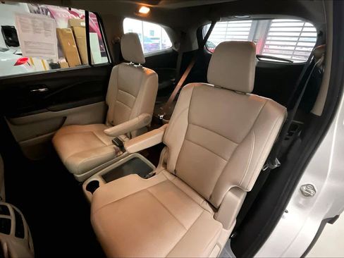 Used 2019 Honda Pilot Elite image 27
