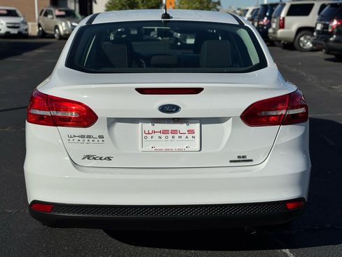 Used 2016 Ford Focus SE image 6