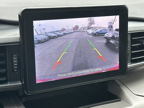 Used 2023 Ford Explorer XLT w/ Equipment Group 202A image 20