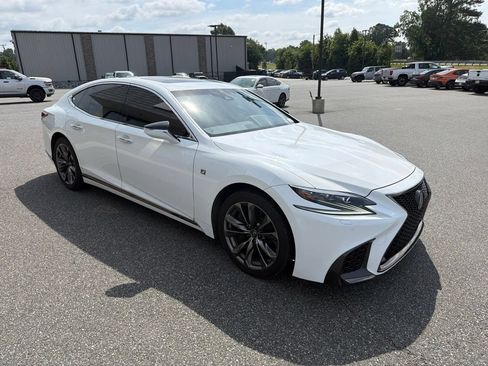 Used 2018 Lexus LS 500 F Sport w/ Accessory Package (Z2) RWD image 9