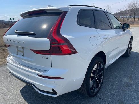New 2026 Volvo XC60 T8 Plus w/ Protection Package Premier AWD/4WD image 3