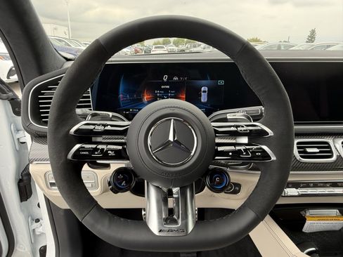 New 2026 Mercedes-Benz GLS 63 AMG 4MATIC image 19