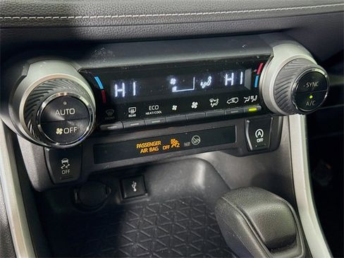 Certified 2021 Toyota RAV4 XLE image 15