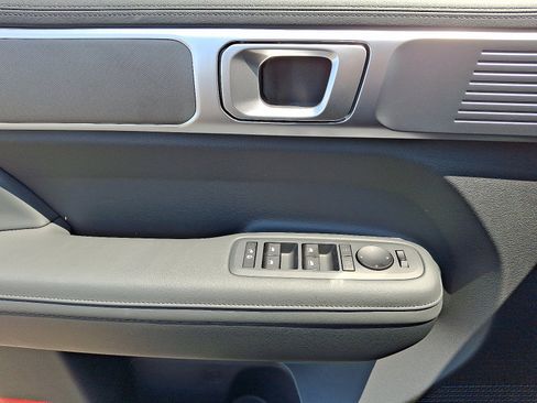 New 2025 Hyundai Santa Fe SEL image 11