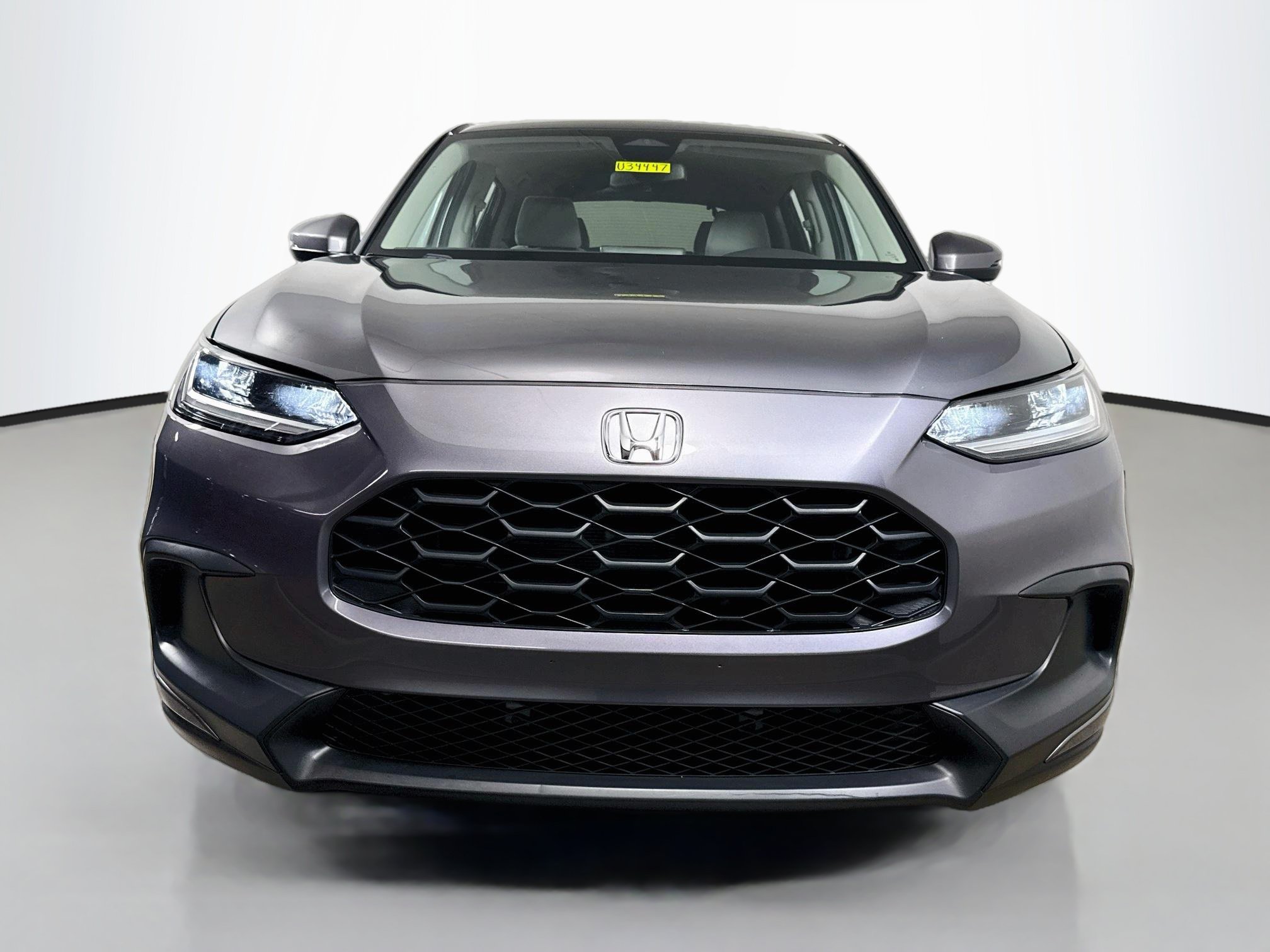 Used 2023 Honda HR-V LX image 2