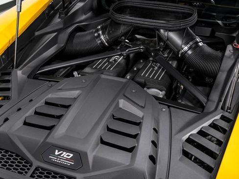 Used 2024 Lamborghini Huracan Sterrato image 55