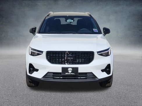 New 2026 Volvo XC40 B5 Ultra w/ Climate Package image 2