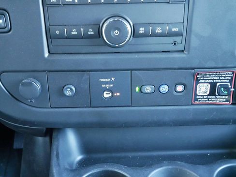 New 2025 Chevrolet Express 3500 w/ Power Convenience Package RWD image 21