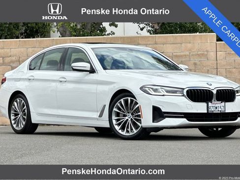 Used 2022 BMW 530i w/ Convenience Package RWD image 1