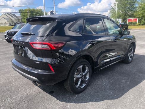 Certified 2023 Ford Escape ST-Line w/ Tech Pack #1 image 5