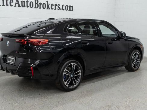 Used 2025 BMW X2 xDrive28i AWD/4WD image 46