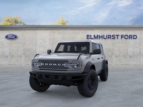 New 2026 Ford Bronco Badlands image 3