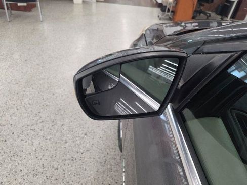 Used 2016 Ford Focus Electric Hatchback FWD image 38