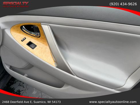 Used 2007 Toyota Camry XLE FWD image 26